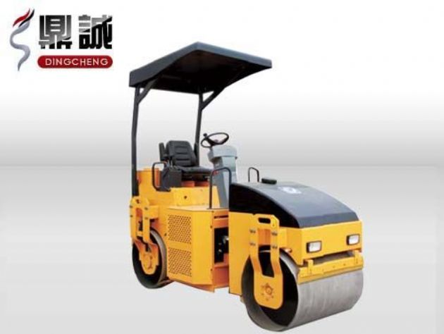 點(diǎn)擊查看詳細(xì)信息<br>標(biāo)題：3噸全液壓雙鋼輪壓路機(jī) 閱讀次數(shù)：12965